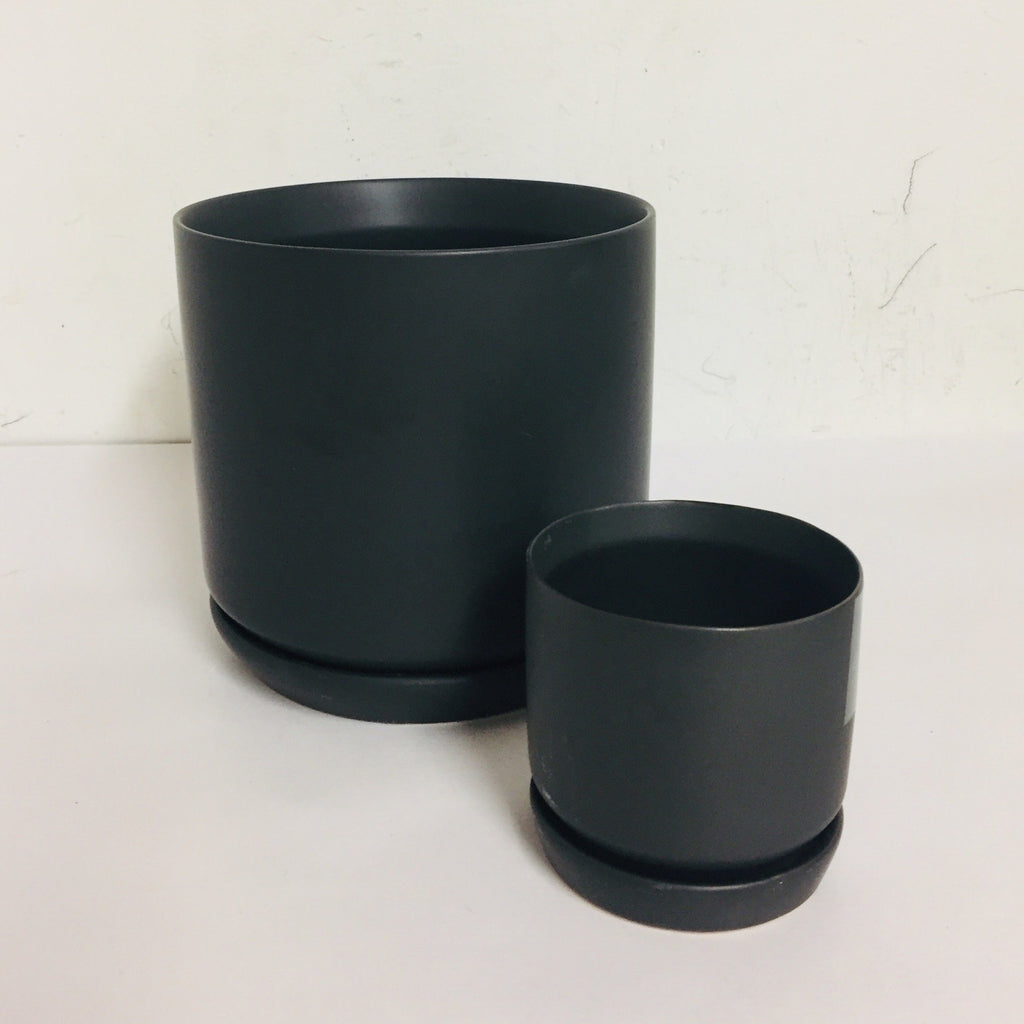Cylinder Planter w/ Saucer - Charcoal