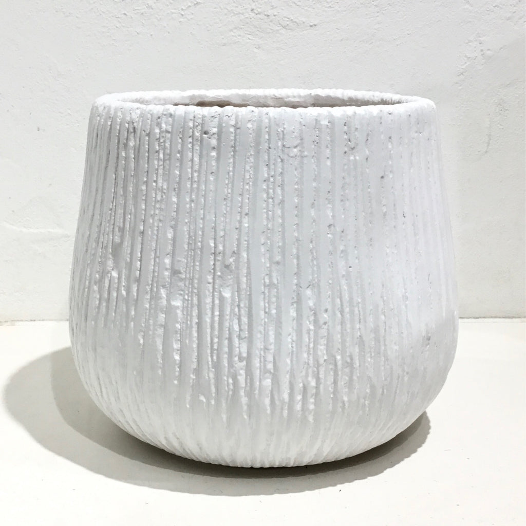 ASTRID - Fibreglass Cement Pot / Ribbed White