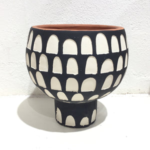 Lunette Terracotta Pot - black/white