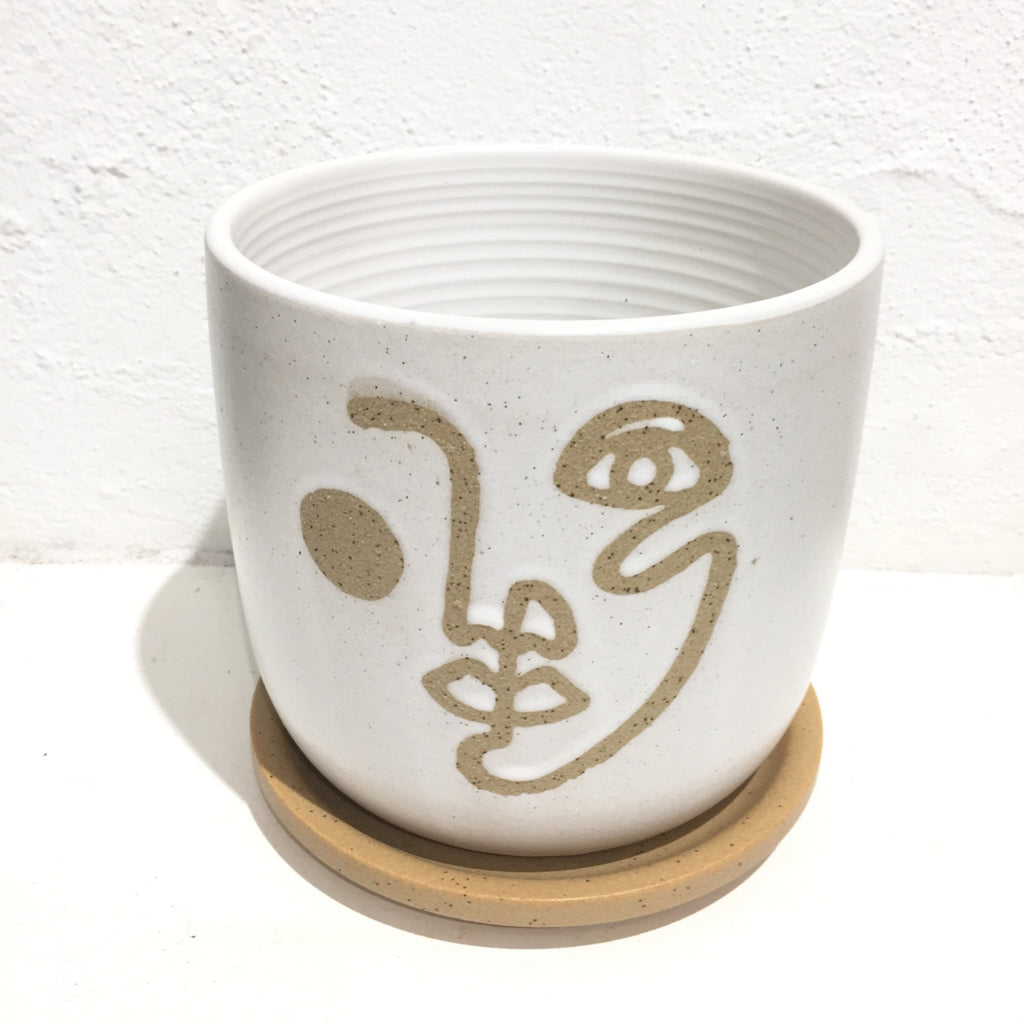 Ruben Ceramic Pot w/saucer
